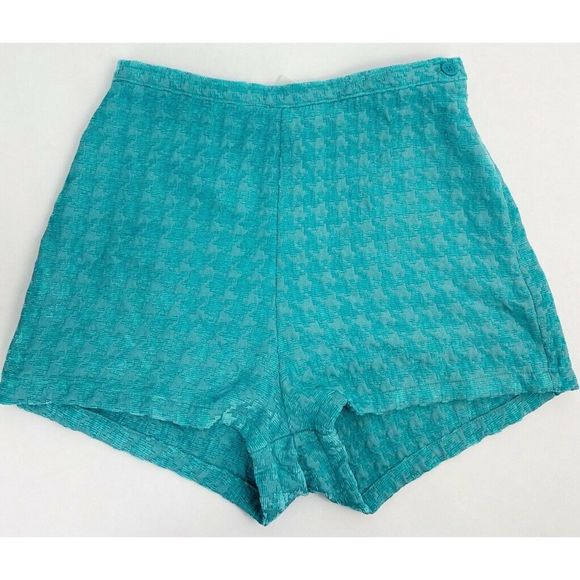 American Apparel Pants - American Apparel Tiffany Tap Shorts M